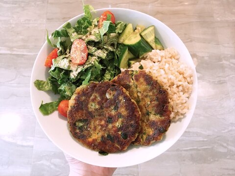 ヴィーガン 野菜とひよこ豆のハンバーグ